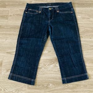 NWOT Classic Joe's Dark Denim Capri Jeans
